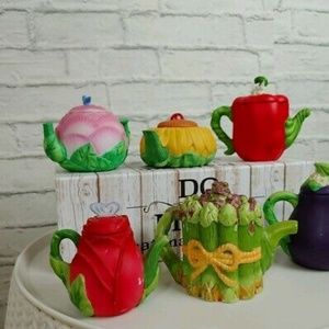 Vintage Avon Harvest Collection Mini Teapots